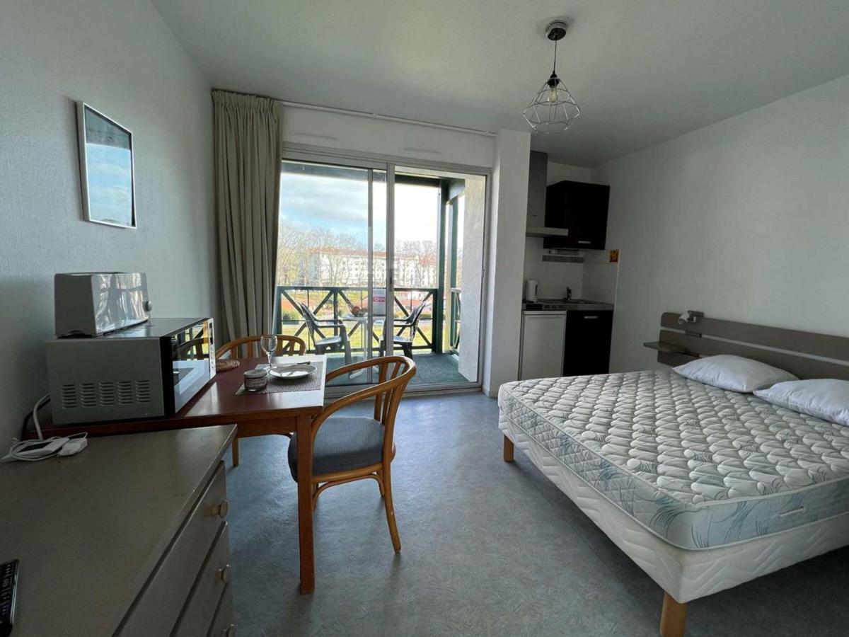 Studio Cambo-les-Bains, 1 pièce, 2 personnes - FR-1-495-96 Extérieur photo